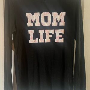 Black 'Mom Life' Kids Long Sleeve Shirt